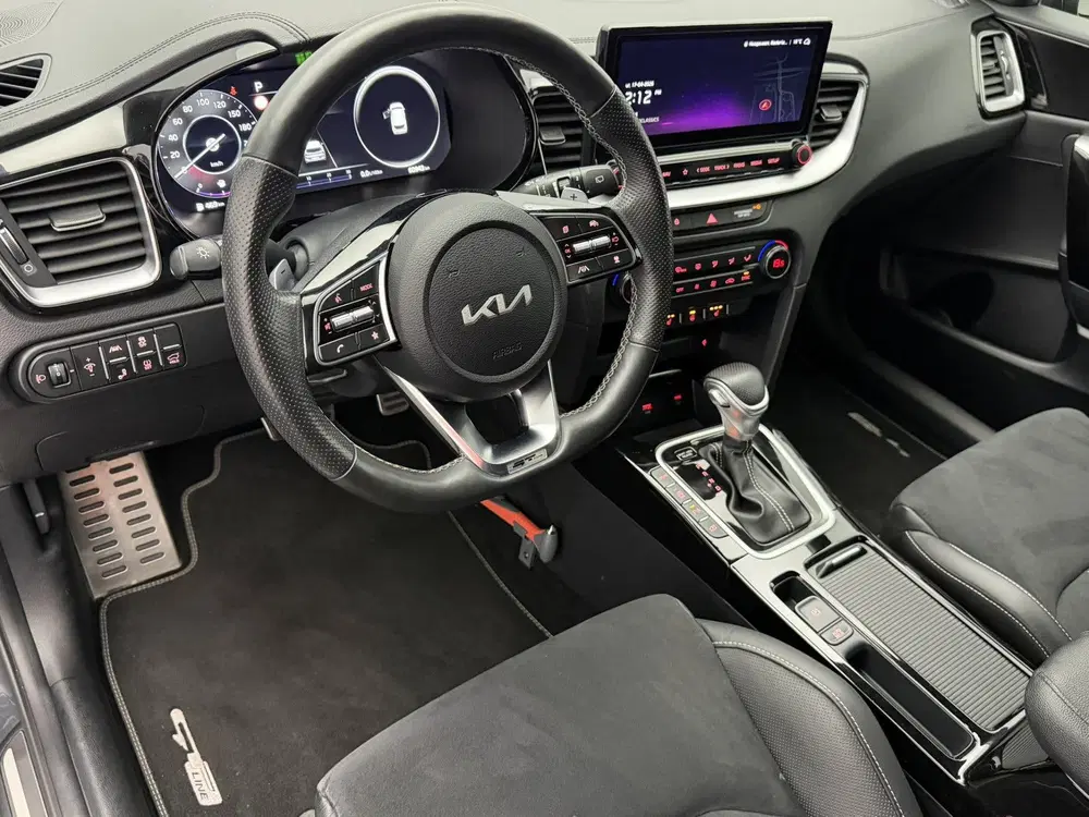 Kia Ceed 1.5 T-GDi GT-Line uit 2023, foto 10
