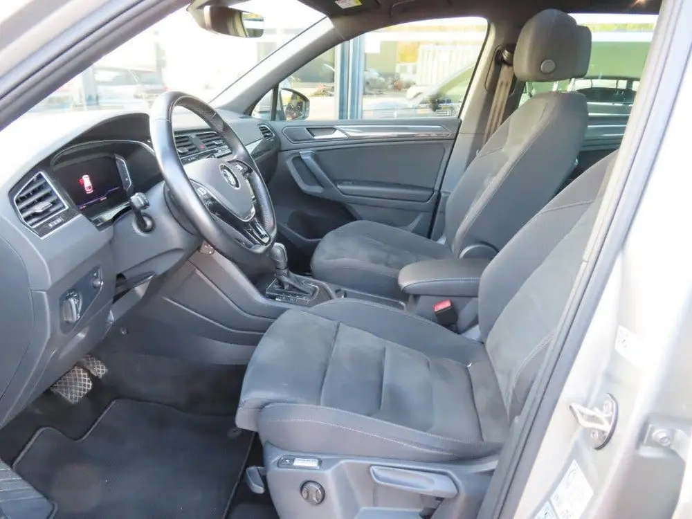 Volkswagen TIGUAN 1.5 TSI DSG R-Line Panorama Ecc Acc Navi 2 uit 2020, foto 12