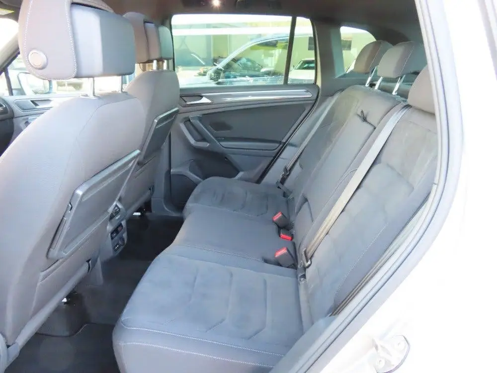 Volkswagen TIGUAN 1.5 TSI DSG R-Line Panorama Ecc Acc Navi 2 uit 2020, foto 15