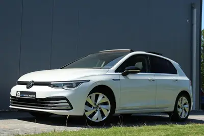 Volkswagen Golf 8 1.5 eTSI Style / 150PK / DSG / Virtual Coc uit 2020