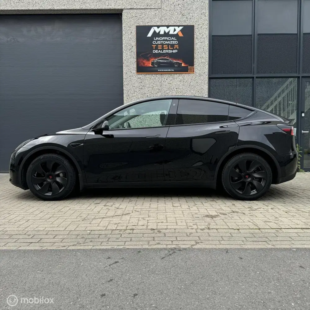 Tesla Model Y Long Range AWD + MMX PACK + IAP uit 2023, foto 6