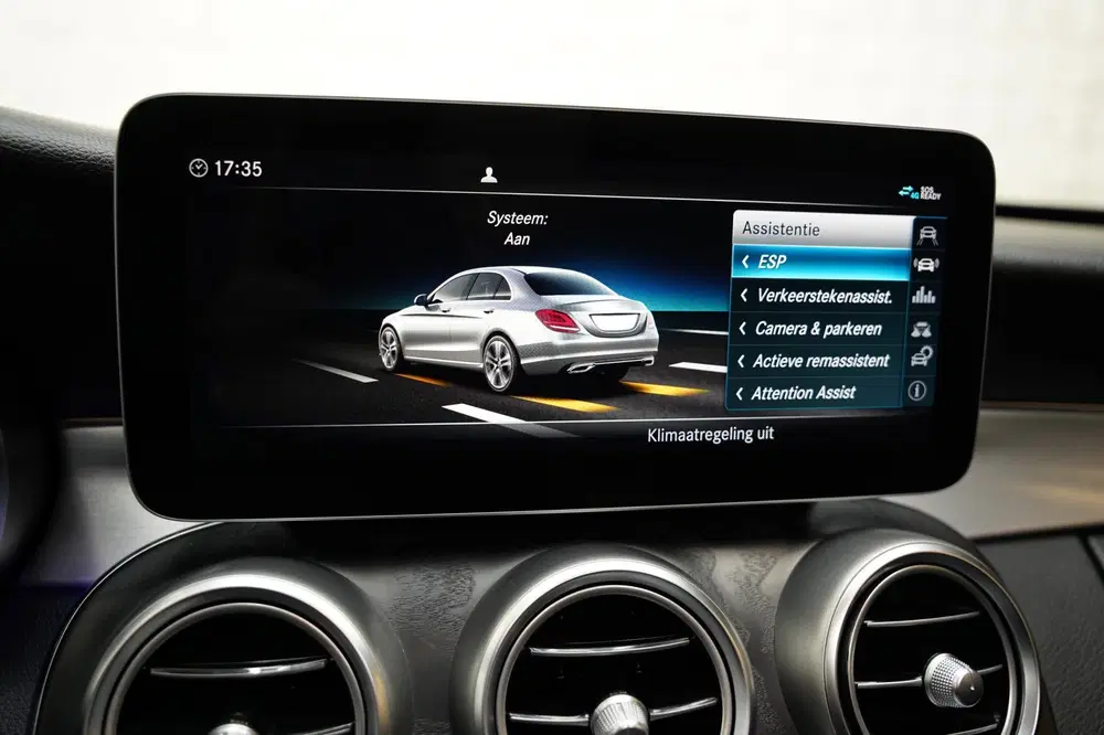 Mercedes-Benz C-Klasse 160 AMG PANO WIDESCREEN 360 CAM uit 2019, foto 16