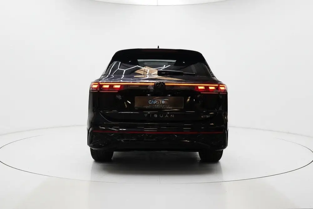 Volkswagen Tiguan 1.5 eTSI 3x R Line PANO IQ HEAD UP H&K 360 uit 2024, foto 7