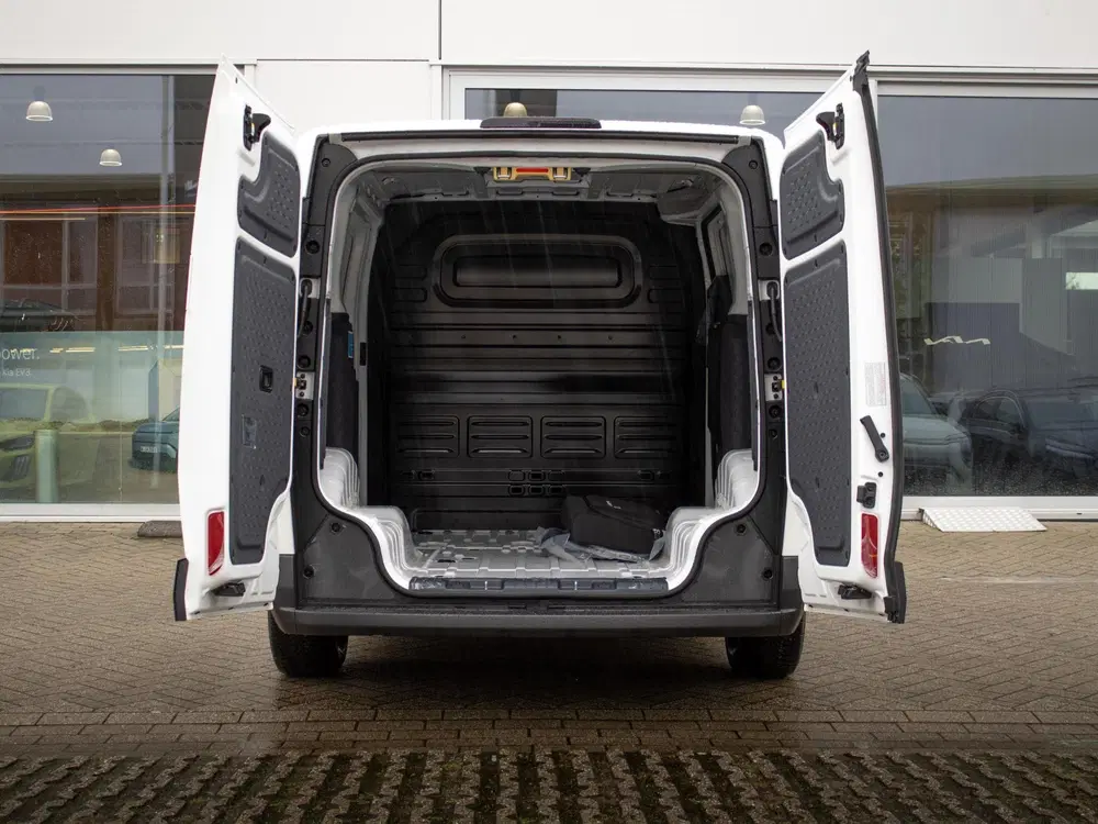 Kia PV5 L2H1 Plus 51.5 kWh uit 2026, foto 14