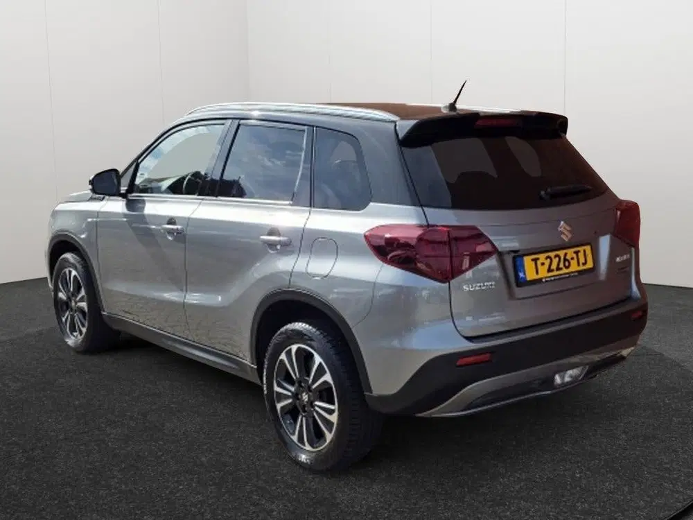 Suzuki Vitara 1.5 Hybrid Style Automaat Navigatie Clima uit 2023, foto 2
