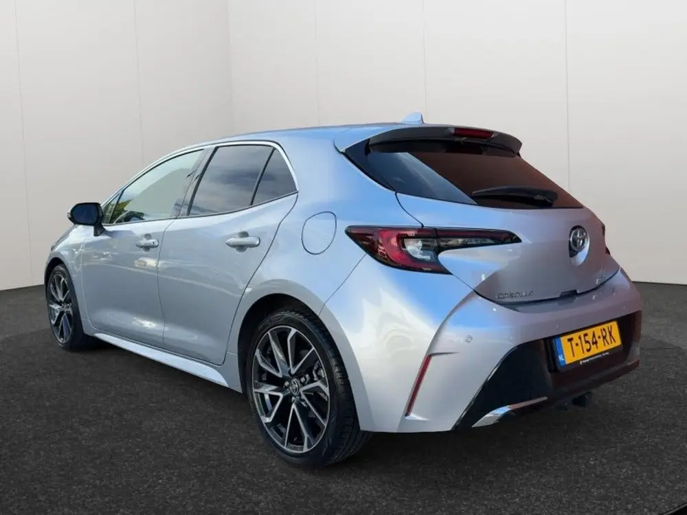 Toyota Corolla Hybrid 140 Executive 1e eigenaar Sportstoe uit 2023, foto 2