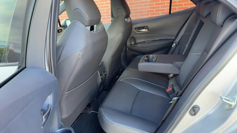Toyota Corolla Hybrid 140 Executive 1e eigenaar Sportstoe uit 2023, foto 4