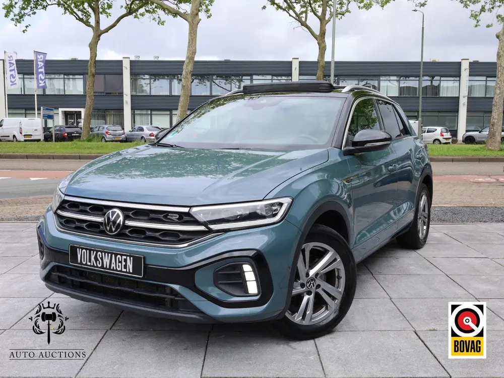 Volkswagen T-Roc R-Line 2.0 TSI 4Motion | Panodak | Standkac uit 2023