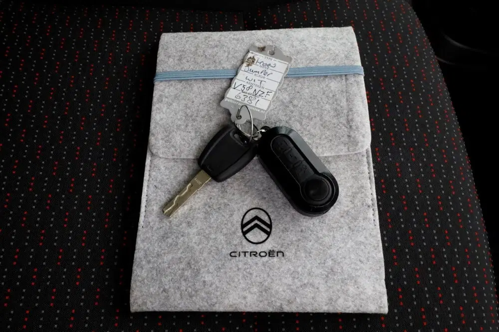 Citroën Jumper 2.2 BlueHDi 165pk L4H2 Airco uit 2024, foto 6