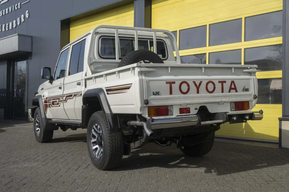 Toyota Land Cruiser GDJ 79 DC 2.8 D-4D 6 A uit 2024, foto 6