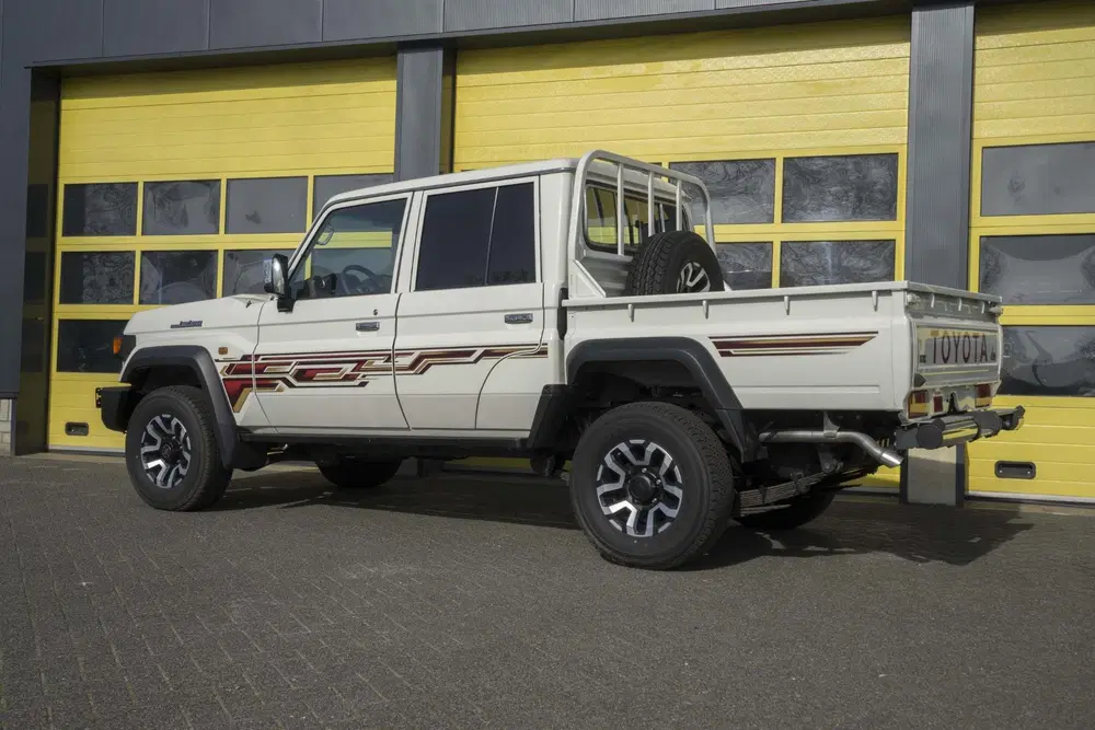 Toyota Land Cruiser GDJ 79 DC 2.8 D-4D 6 A uit 2024, foto 8