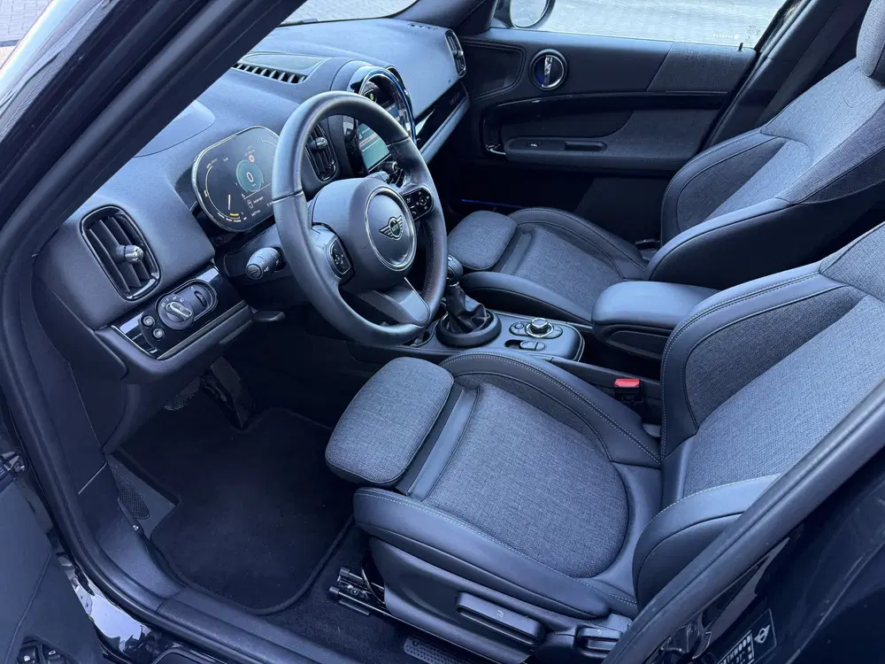 Mini Countryman 2.0 Cooper SE Pano uit 2022, foto 19