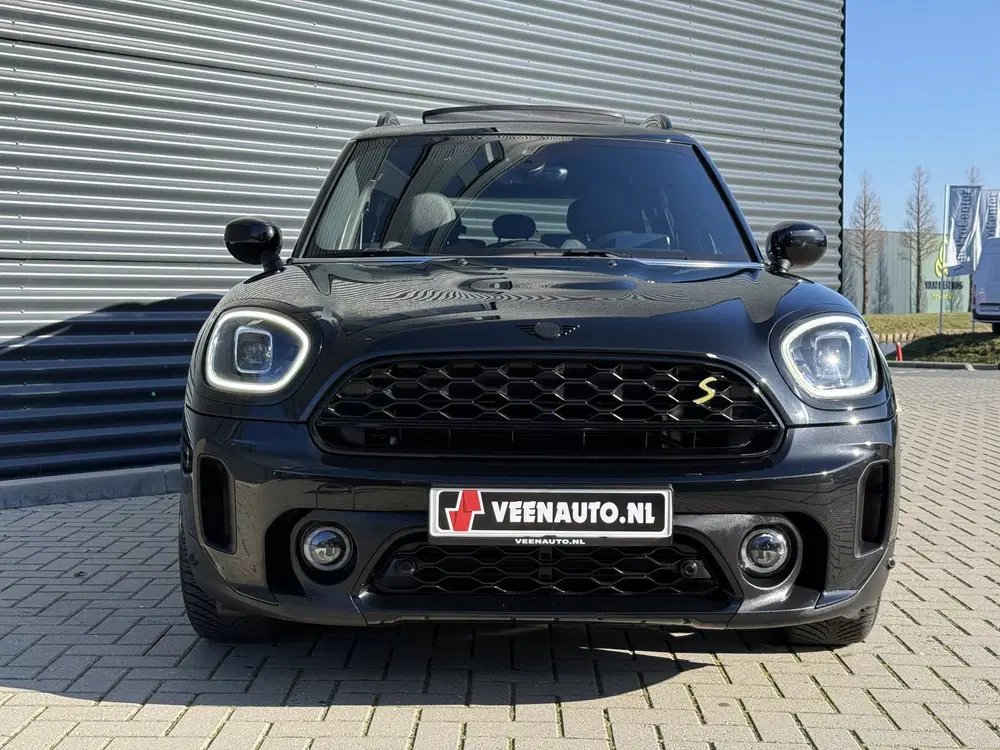Mini Countryman 2.0 Cooper SE Pano uit 2022, foto 2