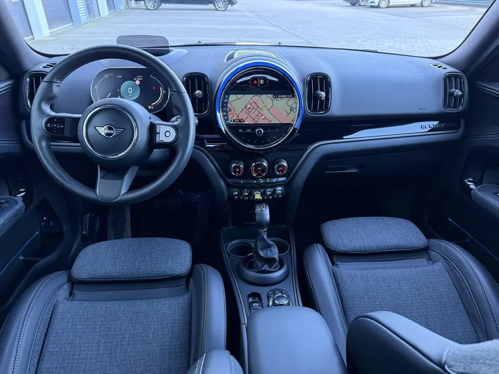 Mini Countryman 2.0 Cooper SE Pano uit 2022, foto 6