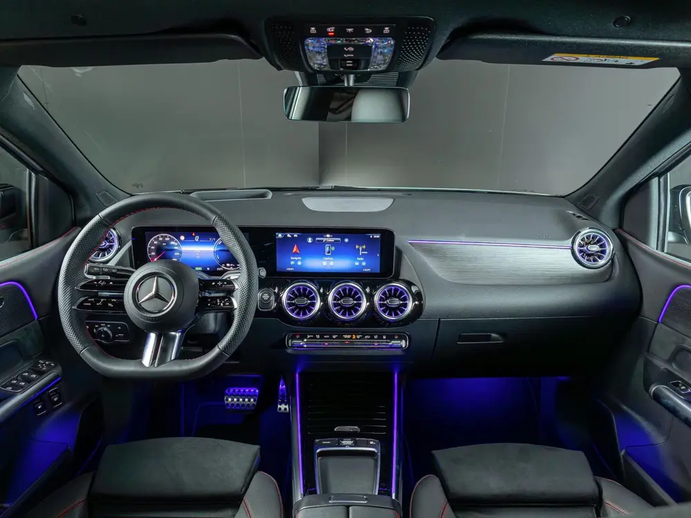 Mercedes-Benz B-Klasse 250 e Business Solution AMG Premium P uit 2026, foto 9