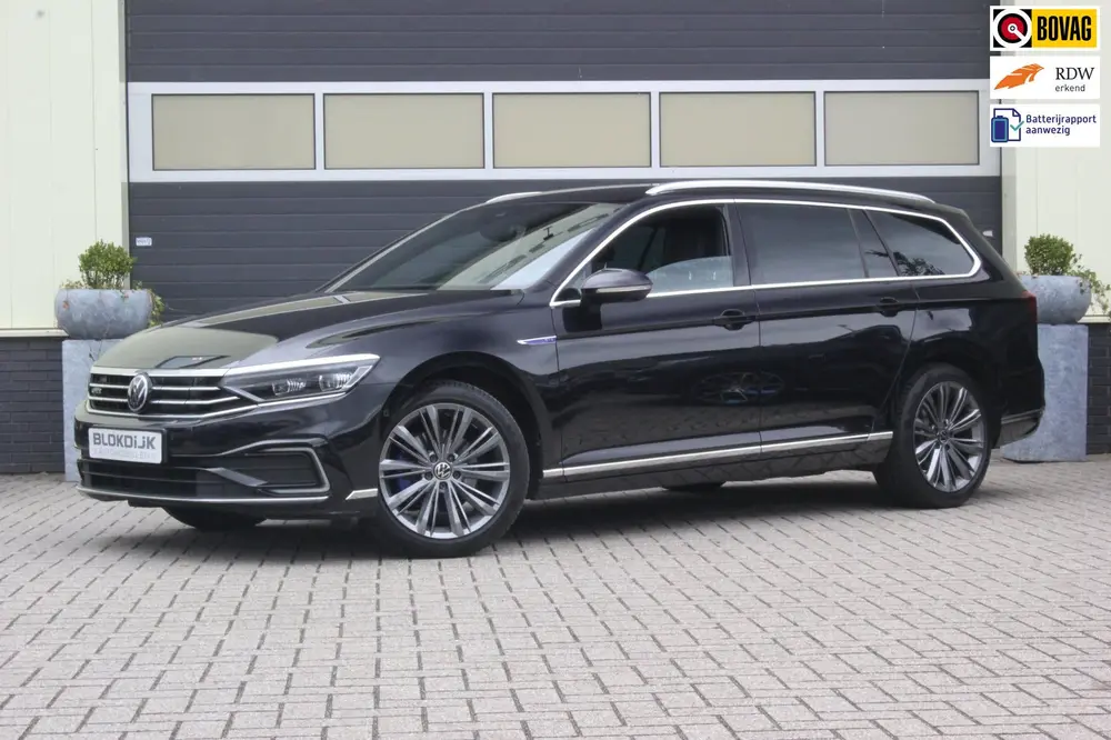 Volkswagen Passat Variant 1.4 TSI GTE Business | Trekhaak | uit 2022