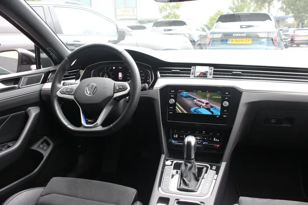 Volkswagen Passat Variant 1.4 TSI GTE Business | Trekhaak | uit 2022, foto 3