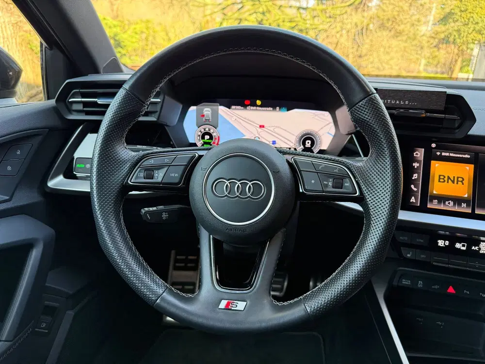 Audi A3 40 TFSI e S-Line uit 2021, foto 17