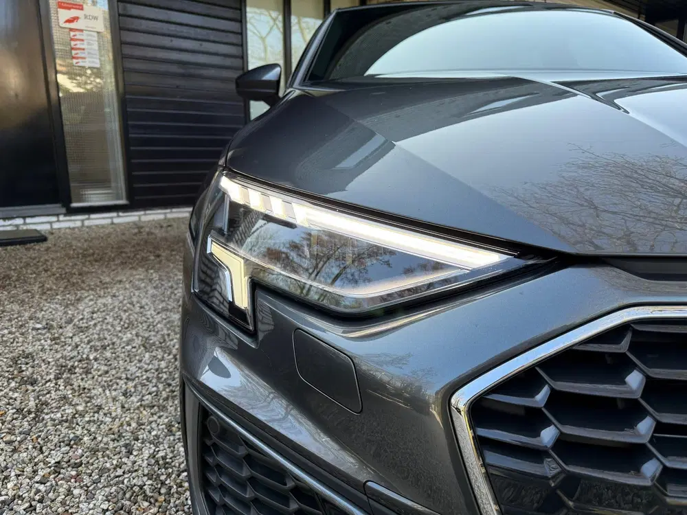 Audi A3 40 TFSI e S-Line uit 2021, foto 4