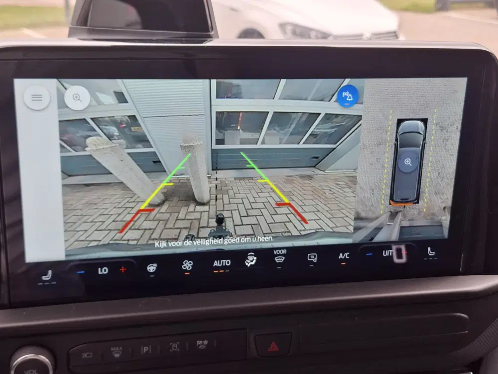 Ford Transit 340 L2H1 Limited 71 kWh uit 2026, foto 6