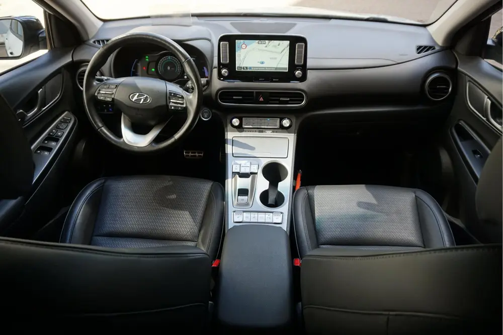 Hyundai Kona EV Premium 64 kWh | SOH 99.2% | Trekhaak | Leer uit 2019, foto 9