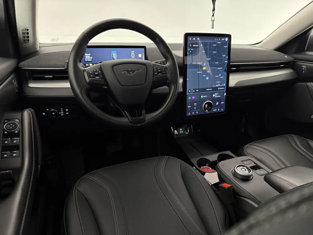 Ford Mustang Mach-E Extended RWD 98 kWh uit 2021, foto 15