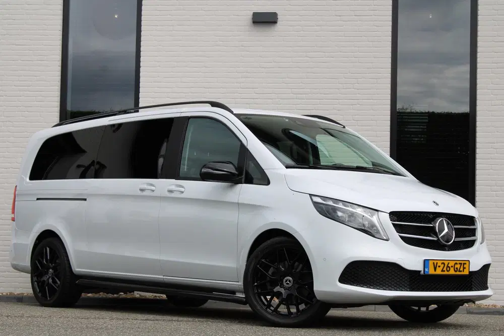Mercedes-Benz V-Klasse 300d uit 2024