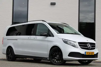 Mercedes-Benz V-Klasse 300d uit 2024
