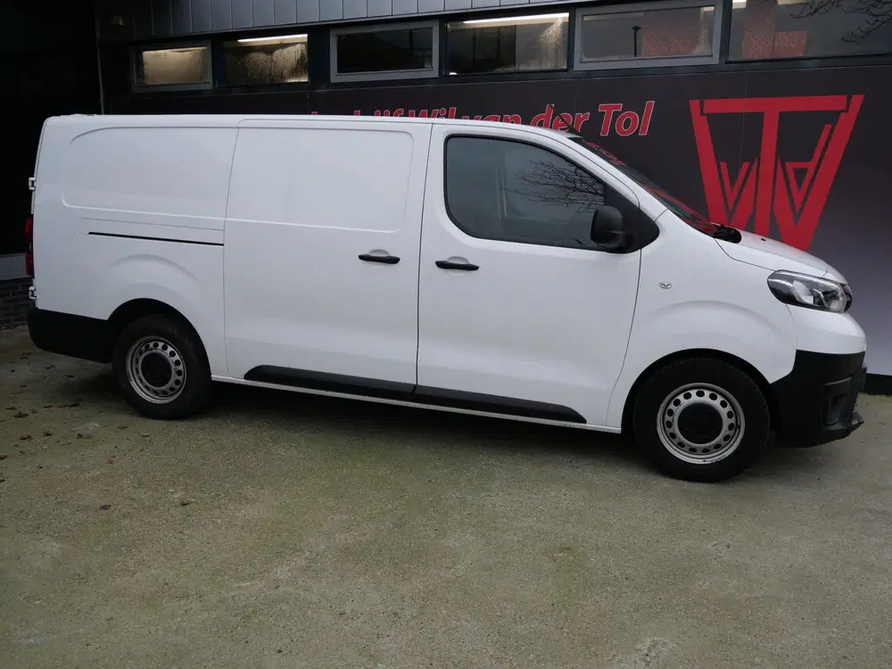 Toyota Proace 1.5 D-4D COOL COMFORT uit 2021
