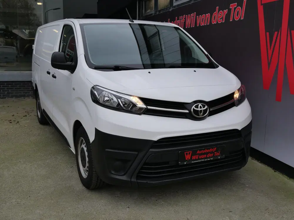 Toyota Proace 1.5 D-4D COOL COMFORT uit 2021, foto 2