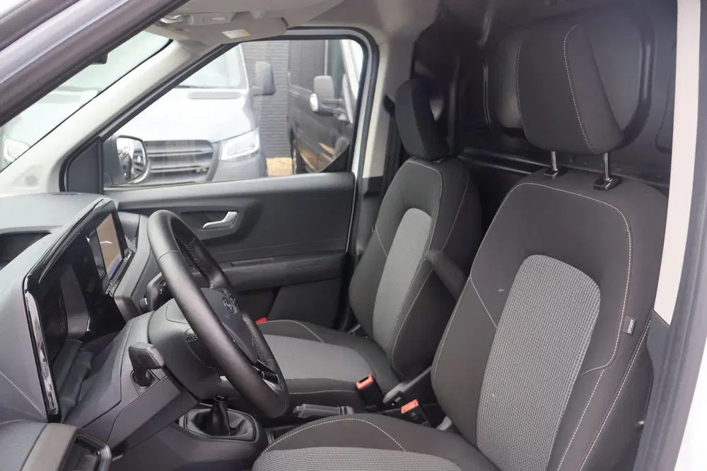 Ford Transit Courier 1.5 EcoBlue Trend Airco Camera uit 2024, foto 3
