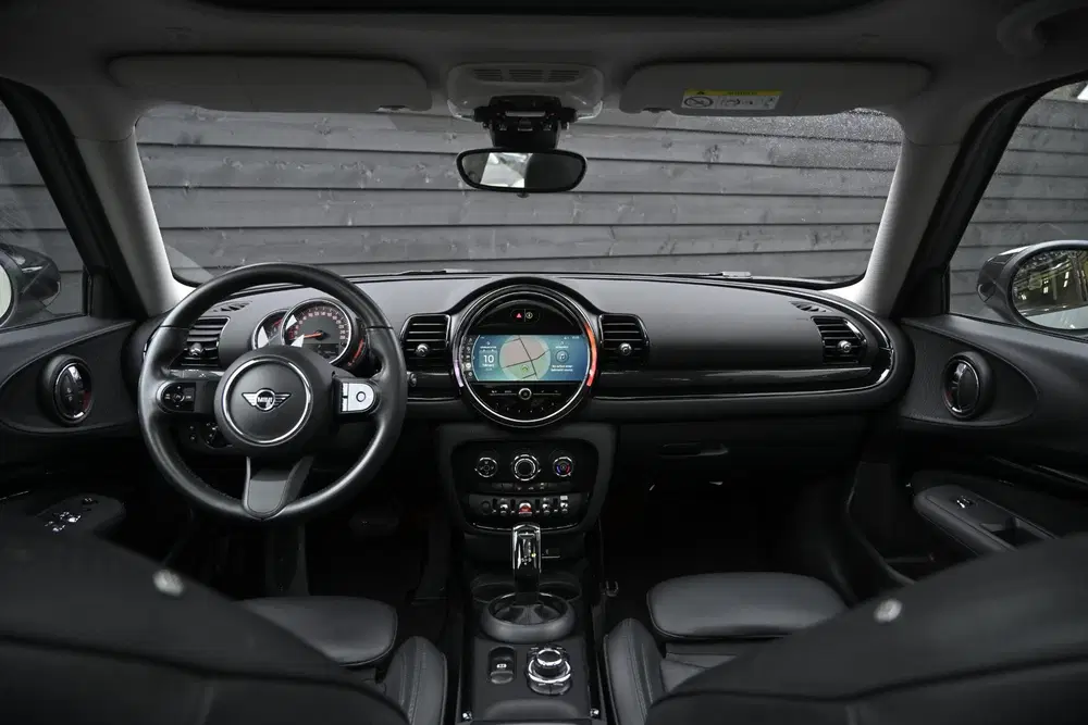 Mini Clubman 1.5 Cooper Business Edition uit 2022, foto 12