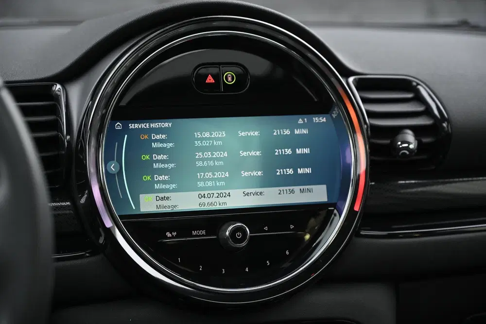 Mini Clubman 1.5 Cooper Business Edition uit 2022, foto 15
