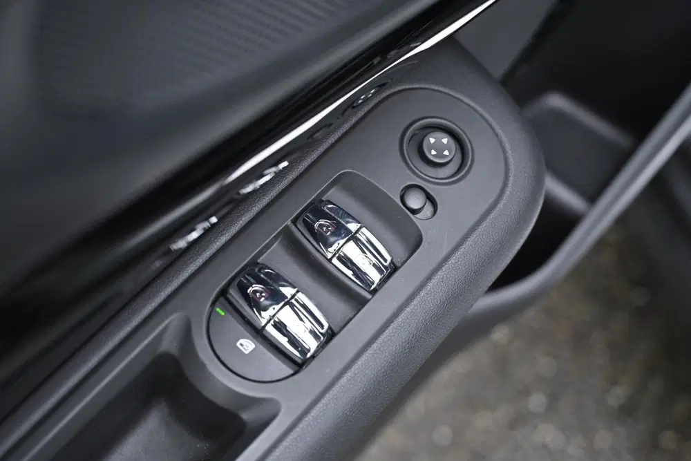 Mini Clubman 1.5 Cooper Business Edition uit 2022, foto 18