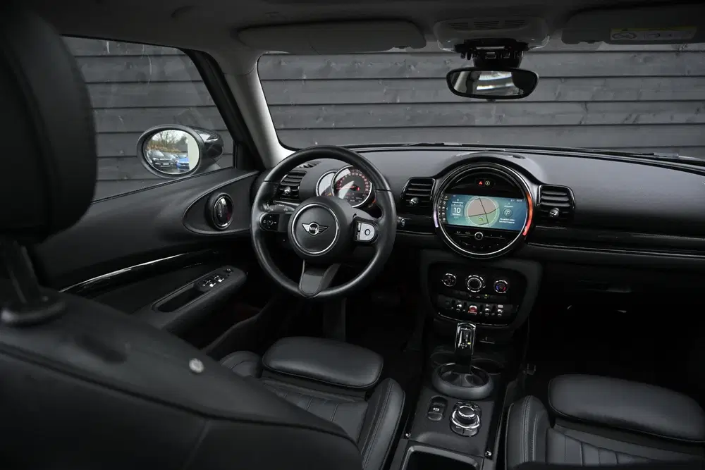Mini Clubman 1.5 Cooper Business Edition uit 2022, foto 6