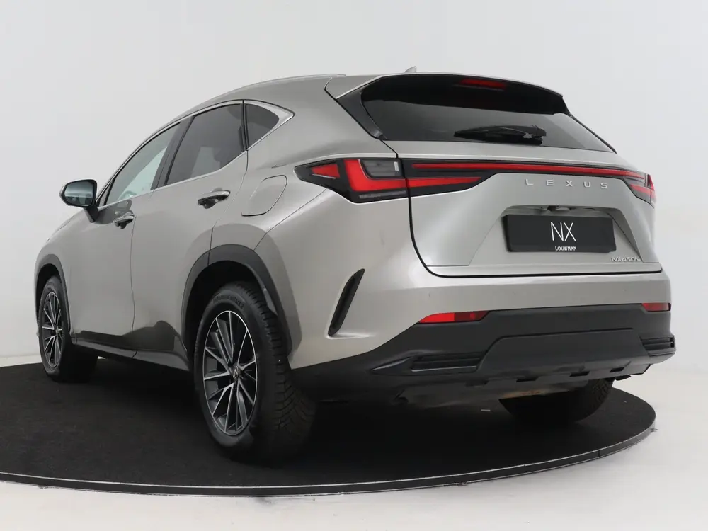 Lexus NX 450h+ AWD Launch Edition uit 2022, foto 15