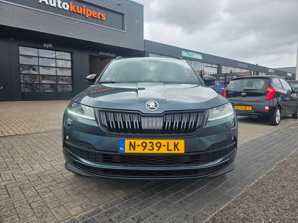 Skoda Karoq 1.5 TSI ACT Sportline Business uit 2021, foto 12