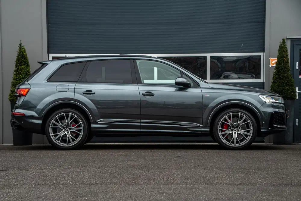Audi Q7 55 TFSI e quattro S-line uit 2021, foto 10