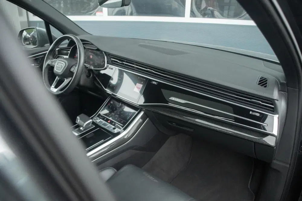 Audi Q7 55 TFSI e quattro S-line uit 2021, foto 13