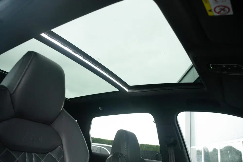 Audi Q7 55 TFSI e quattro S-line uit 2021, foto 14