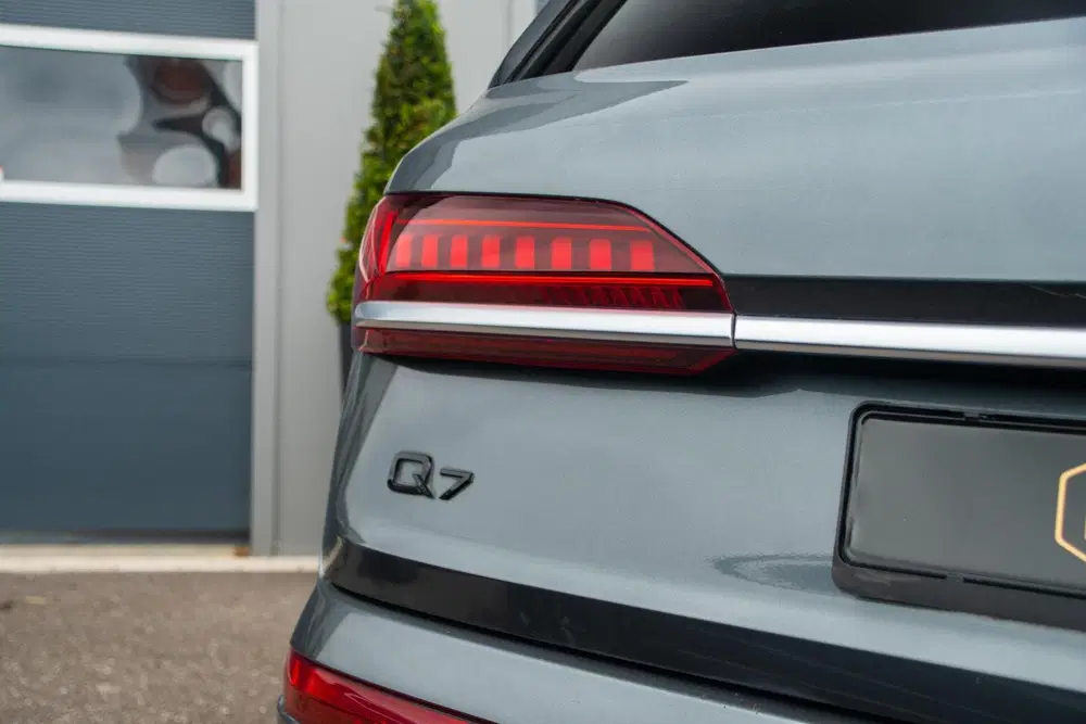 Audi Q7 55 TFSI e quattro S-line uit 2021, foto 19