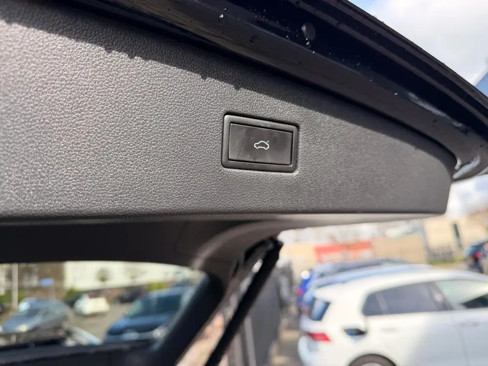Volkswagen Tiguan Allspace 1.5 TSI Elegance 7p. uit 2022, foto 10