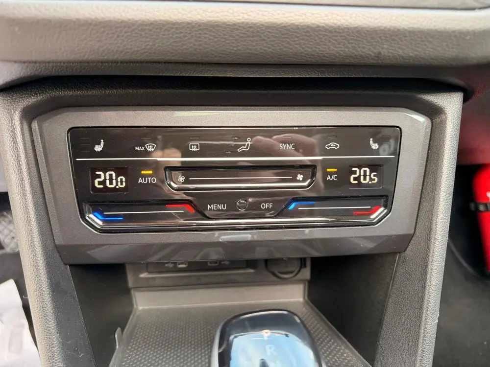 Volkswagen Tiguan Allspace 1.5 TSI Elegance 7p. uit 2022, foto 17