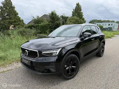 Volvo XC40 2.0 B3 Core uit 2024