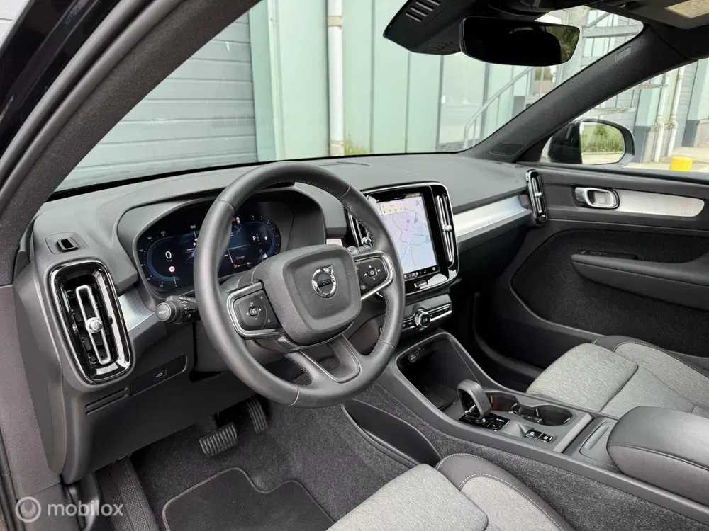 Volvo XC40 2.0 B3 Core uit 2024, foto 11