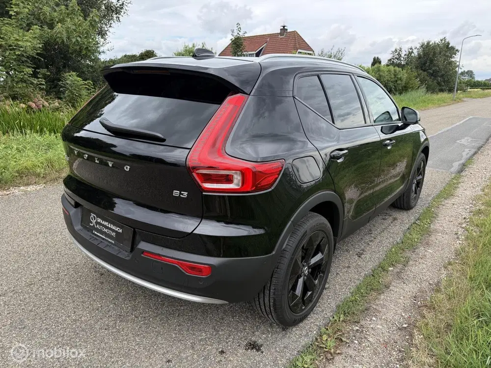 Volvo XC40 2.0 B3 Core uit 2024, foto 4
