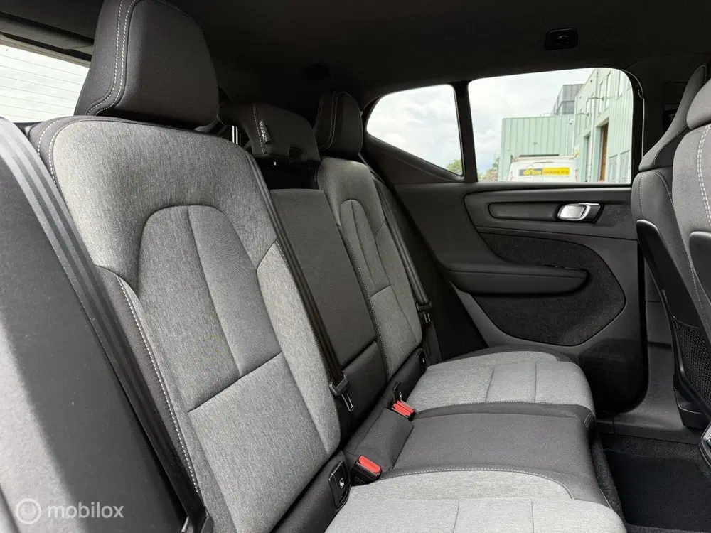 Volvo XC40 2.0 B3 Core uit 2024, foto 9