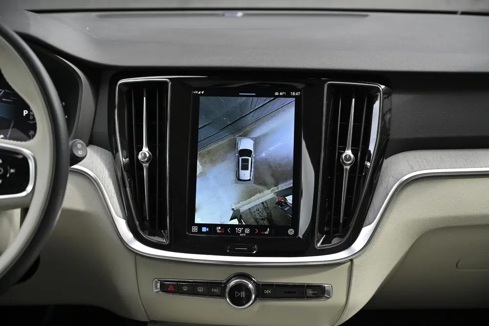 Volvo V60 2.0 B4 Plus Bright uit 2023, foto 17