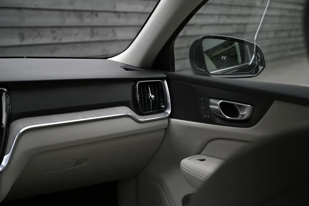 Volvo V60 2.0 B4 Plus Bright uit 2023, foto 19