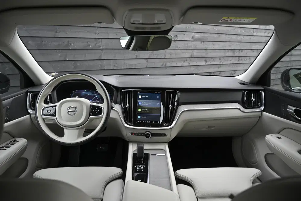 Volvo V60 2.0 B4 Plus Bright uit 2023, foto 3